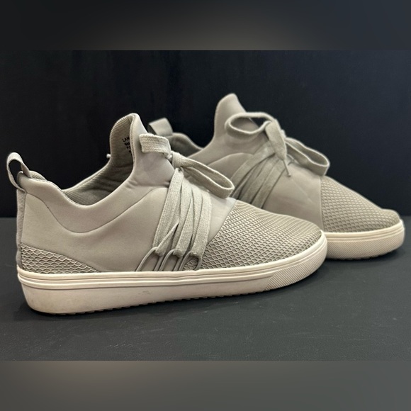 Steve Madden Sneakers - Picture 7 of 9